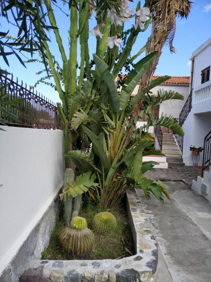 La Casa Al Mare Vulcano Vulcano  Buitenkant foto